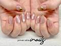 imari-nail-salon-inails-gold-heart-accent-nail